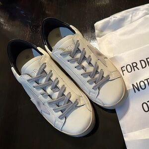 ⚫️ Golden Goose Super-Star with black heel tab and metal stud lettering ⚫️